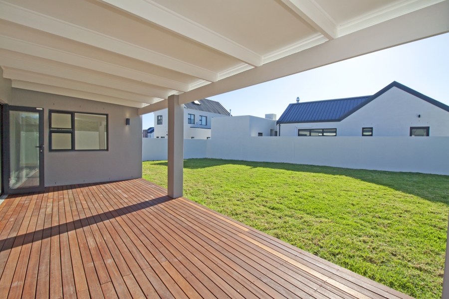 4 Bedroom Property for Sale in Kommetjie Western Cape